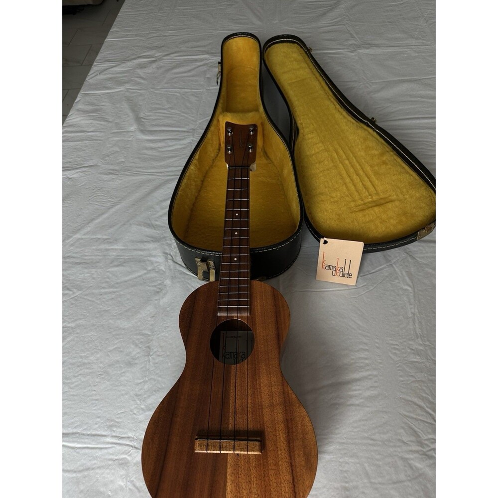 Vintage Kamaka HF-1 Soprano Ukulele Hawaiian Koa Hawaii w/ Case & Hang Tag